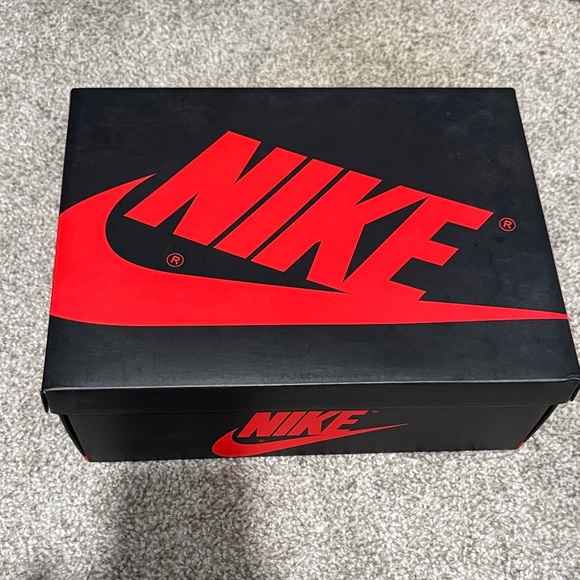 Jordan 1s - Picture 5 of 6